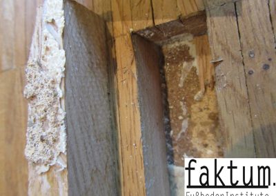 Bruchbild Klebstoff/ Estrich